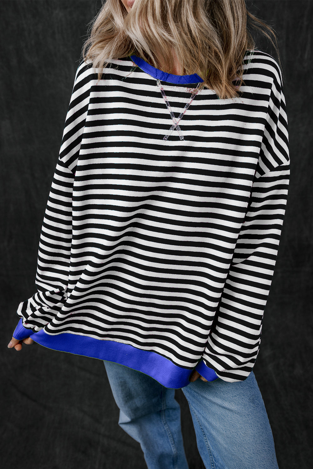 Oversized Contrast Trim Pullover Sweatshirt