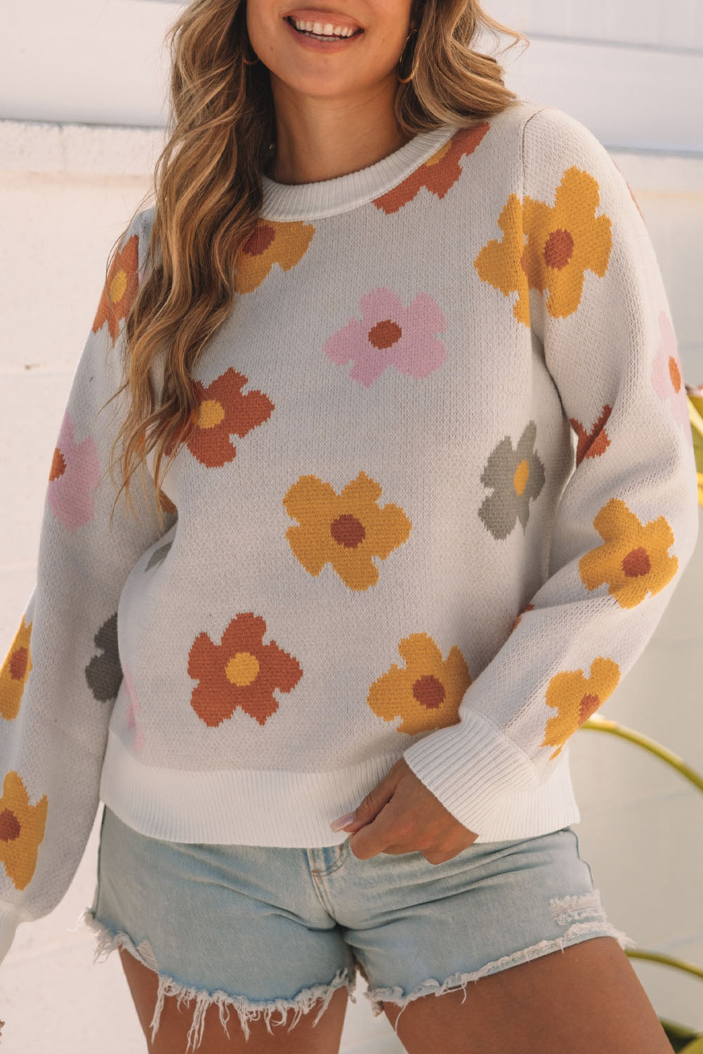 White Sweet Flower Knitted Ribbed Hem Sweater