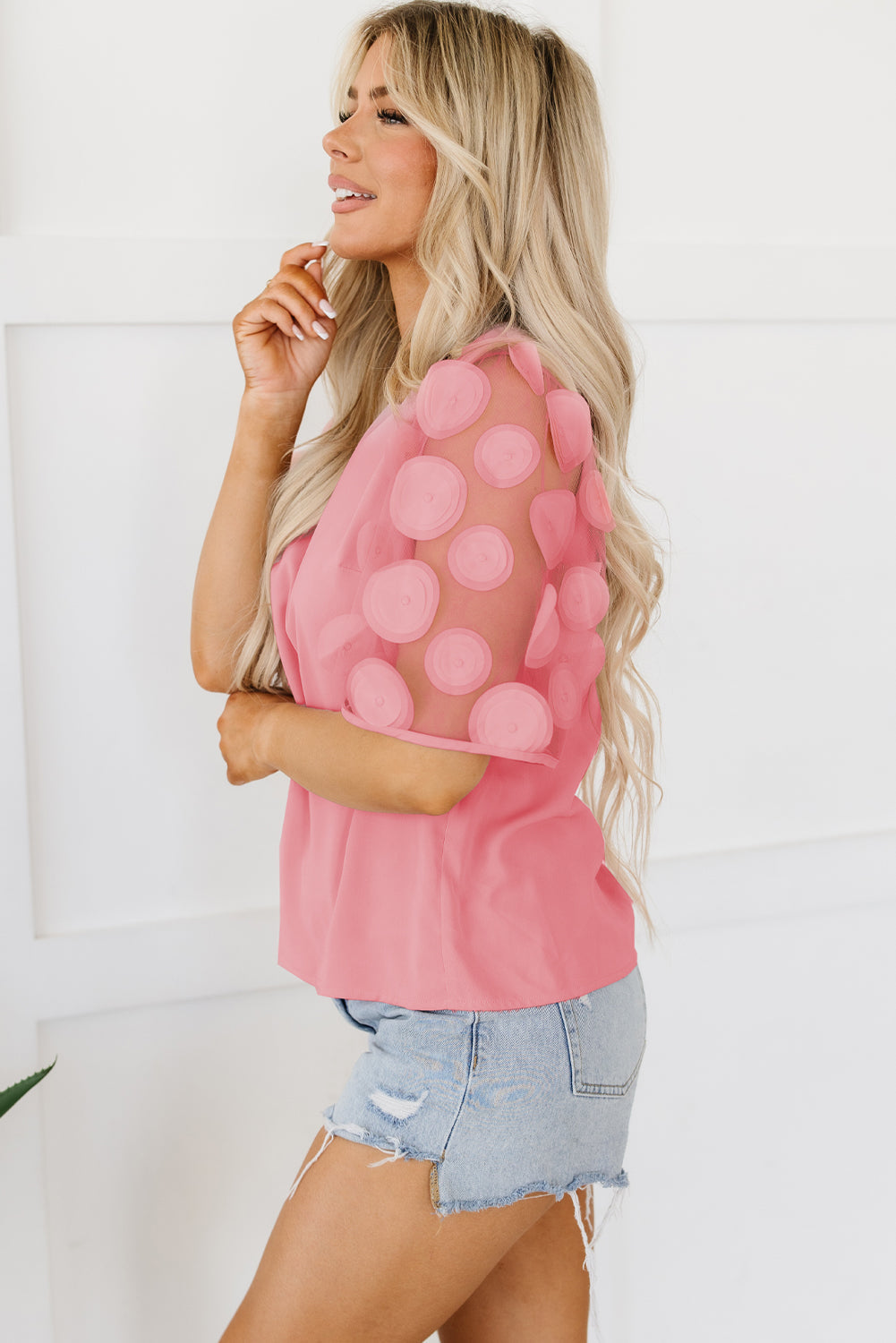 Contrast Applique Mesh Half Sleeve Blouse