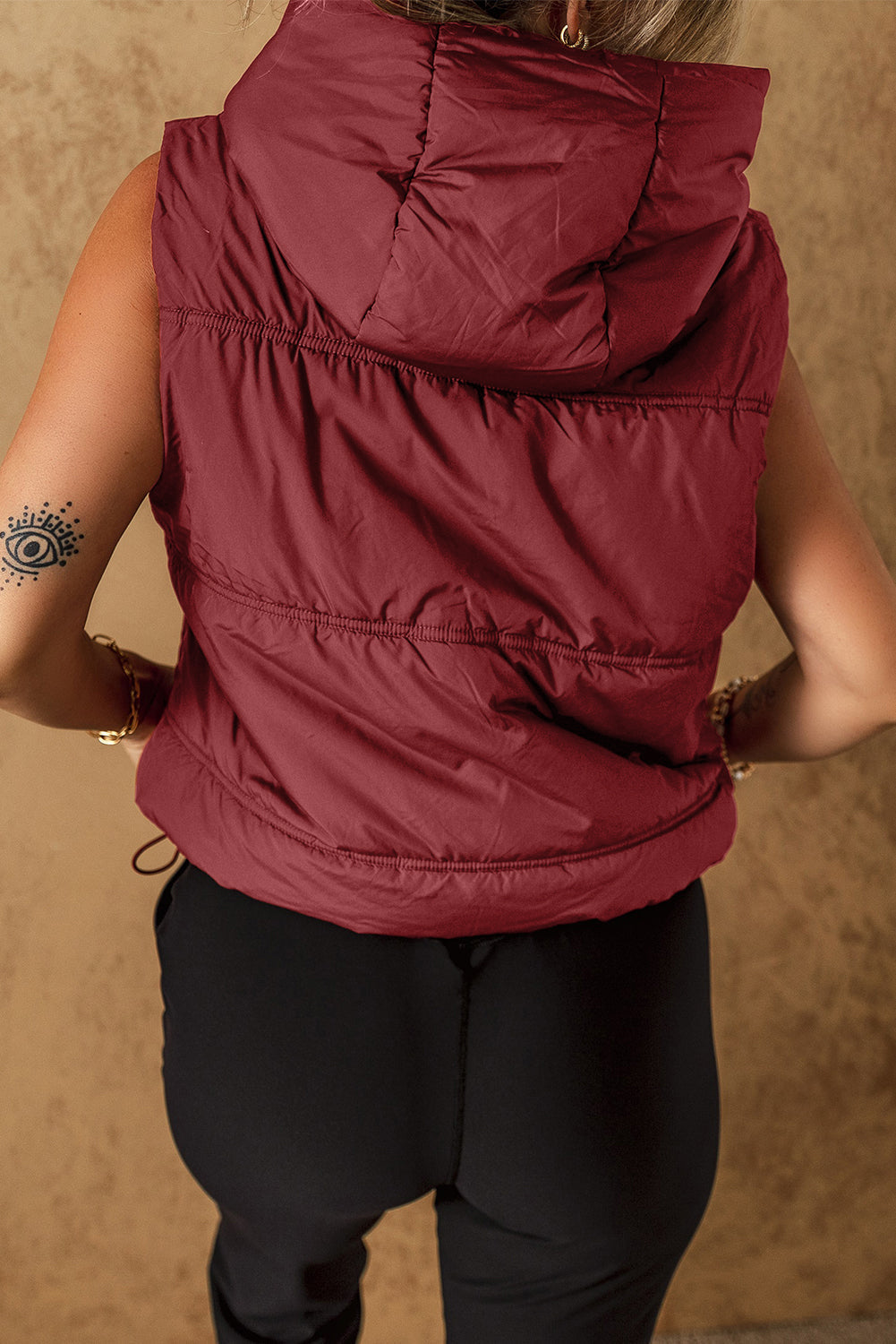 Zip-up Side Pockets Hooded Puffer Vest