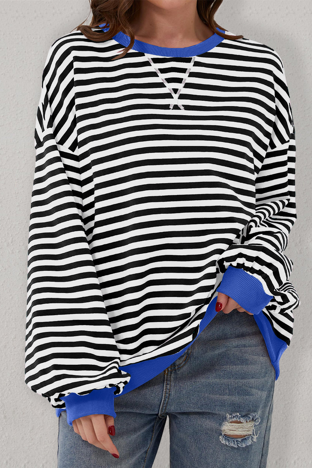 Oversized Contrast Trim Pullover Sweatshirt