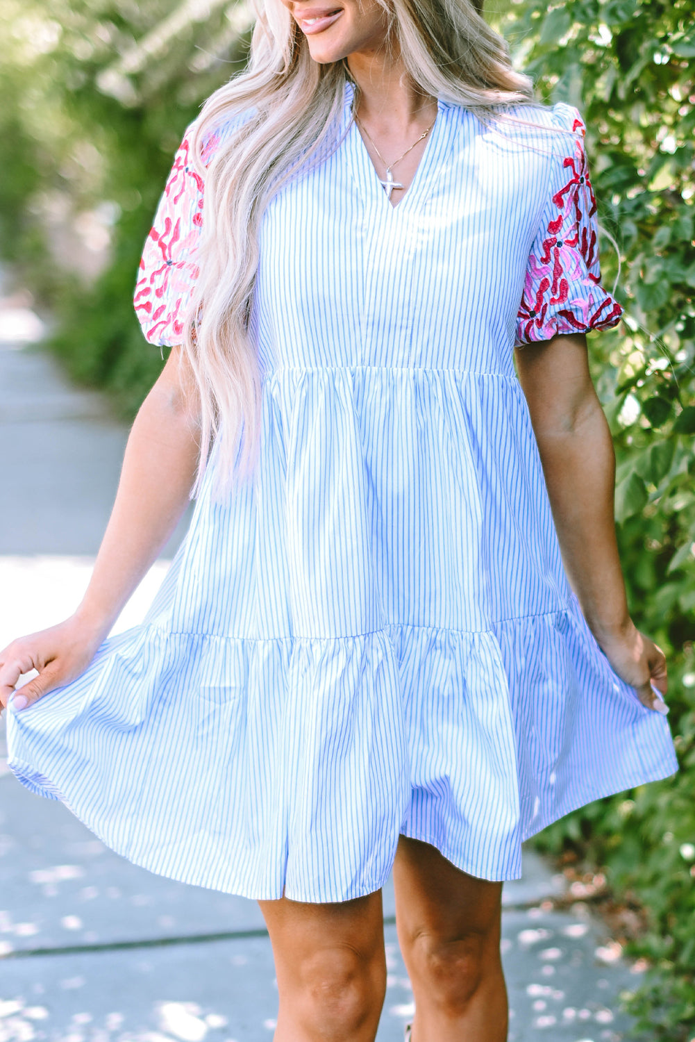 Contrast Floral Puff Sleeve Tiered Ruffle Dress