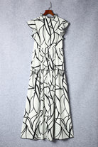 Abstract Vein Print V Neck Ruffle Maxi Dress