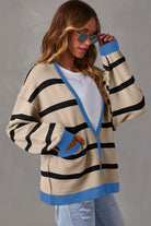 Colorblock Drop Shoulder Buttoned Loose Cardigan